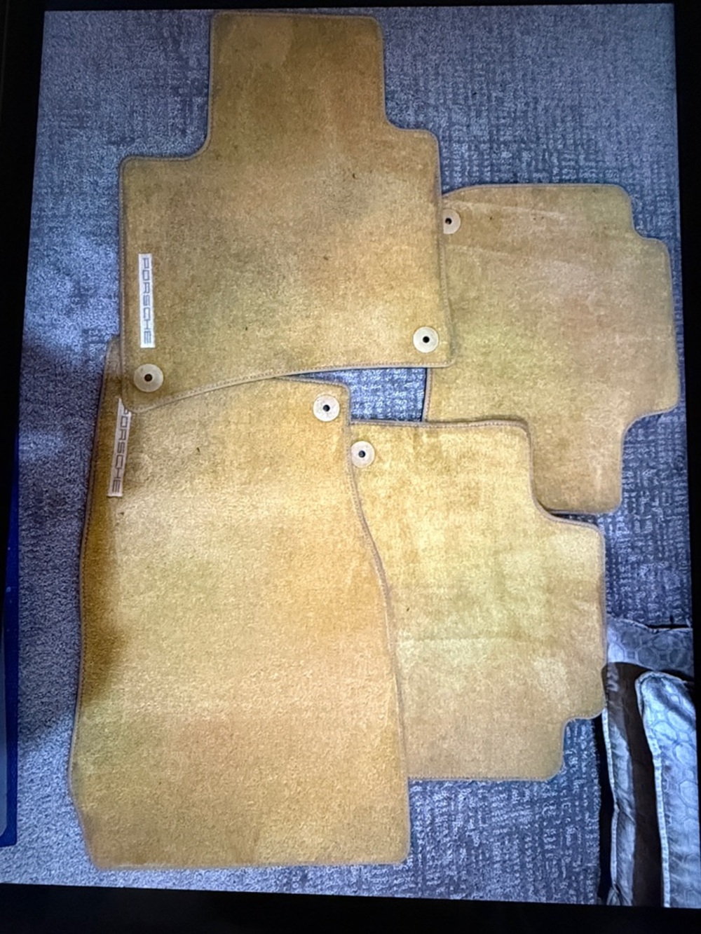 Porsche cayenne Yellow Tan Carpet Floor Mats